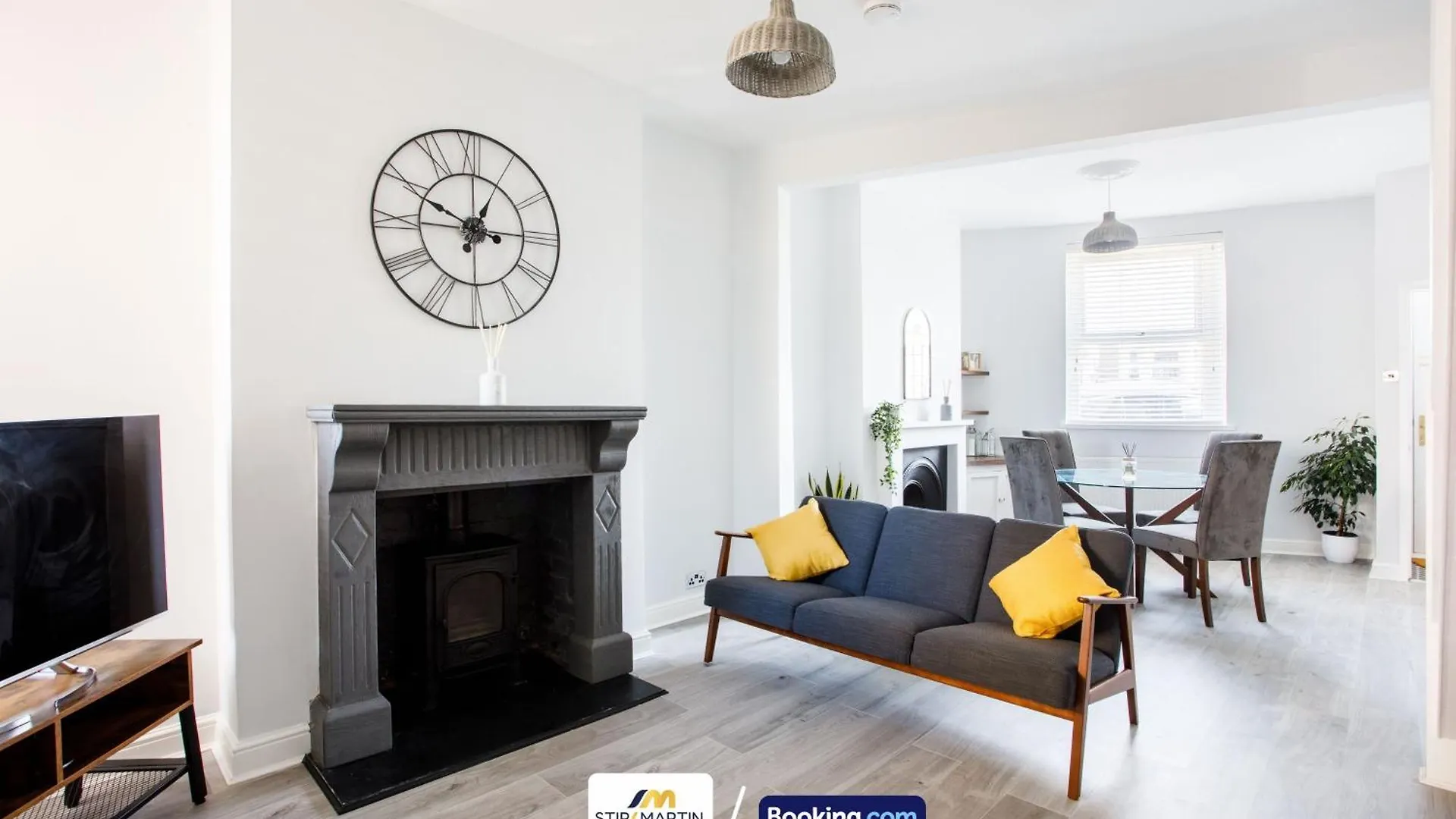 Comfy 3Bed House By Stirkmartin Stays Short Lets & Serviced Accommodation Cardiff With Free Parking & 8Mins To City Centre
